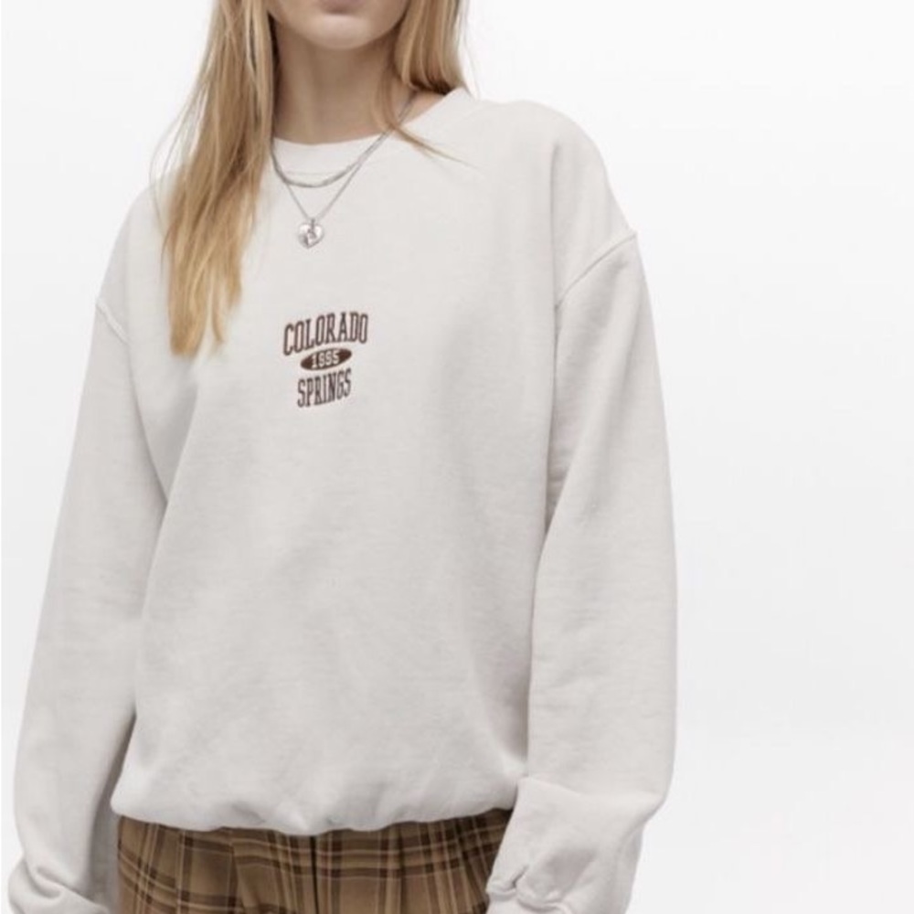 URBAN OUTFITTERS Colorado Springs Cream Crew Neck Sweatshirt size L